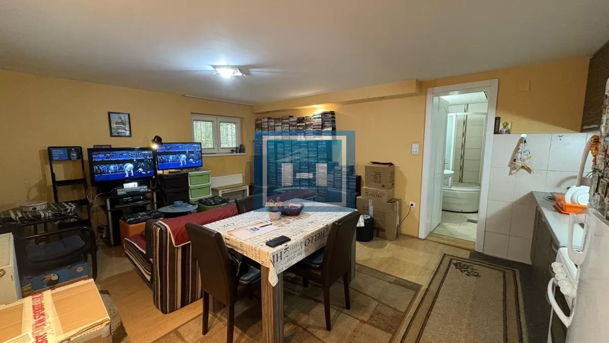 Prodaje se stan– idealan za izdavanje! 7