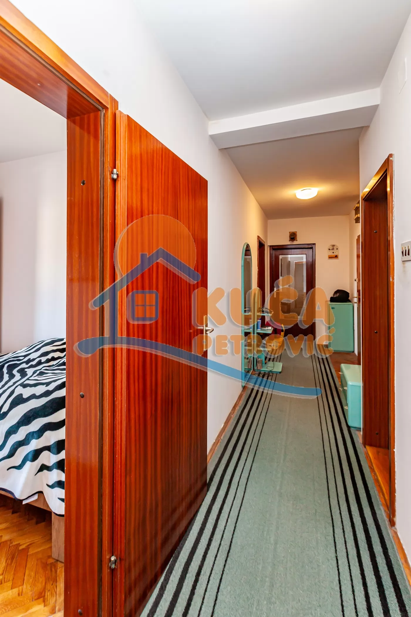 Trosoban stan, 92 m2, Bulevar Nemanjića, Bulevar Nemanjića ID: p-015249 10
