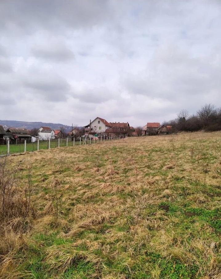 Ekskluzivna prilika gradjevinski plac 16 ari sa dozvolom 2