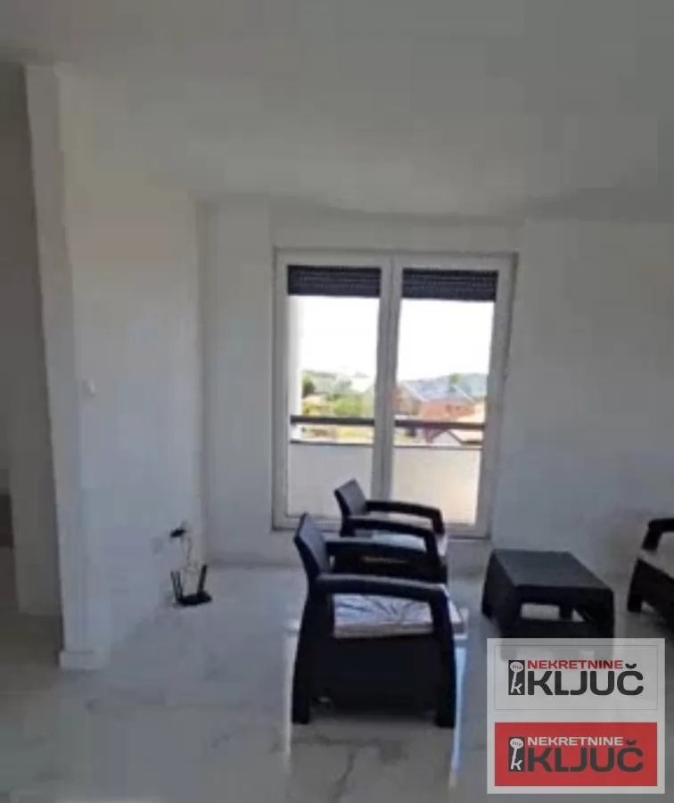 ALIBEGOVAC, 200m2, Četvorosoban-Penthouse sa Bazenom i Terasom, LUX i 2 parking mesta 4