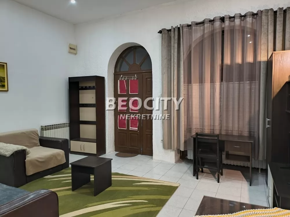 Jednosoban stan, 30 m2, Novi Sad, Dunavska ID: 123638 1