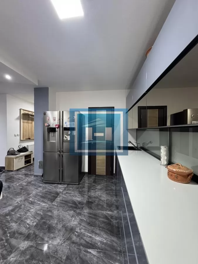 LUKSUZNO OPREMLJEN STAN BLIZU CENTRA 5