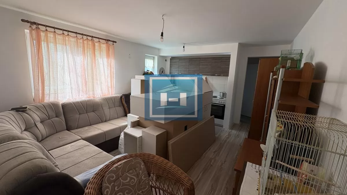 Stan na 1,5 km od centra – mir, komfor i savršena pozicija! 1