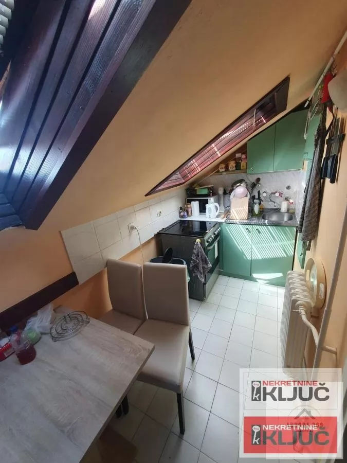 NOVO NASELJE, 33 m2, Jednosoban, Namešten 3