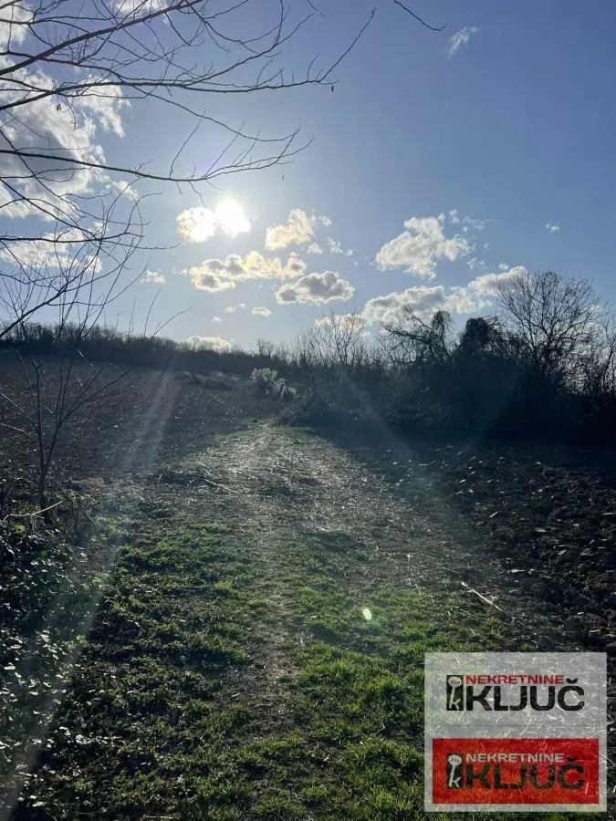 PETROVARADIN-ŠIRINE, PLAC DOZVOLJENA GRADNJA 1635m2 9