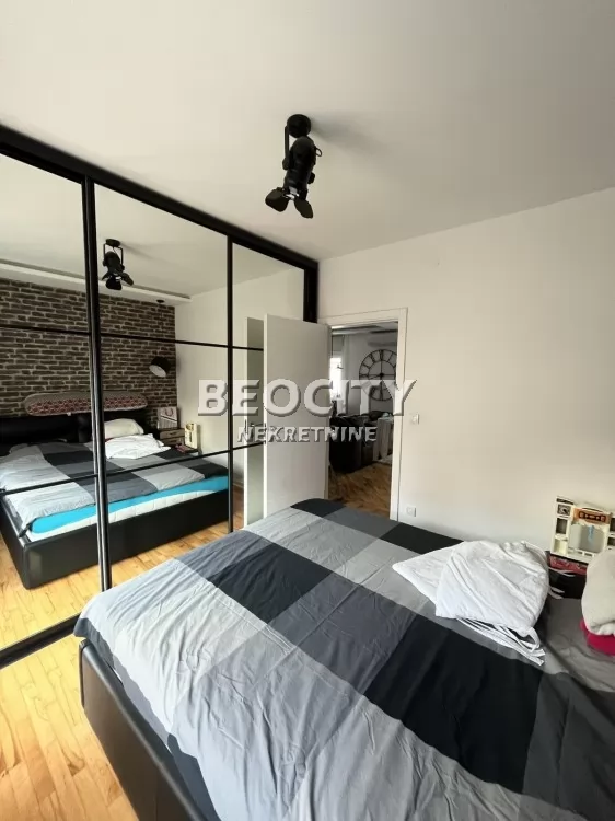 Stan, 172 m2, Studentski trg, Višnjićeva ID: 93207 6