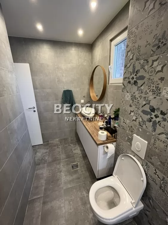 Stan, 172 m2, Studentski trg, Višnjićeva ID: 93207 8