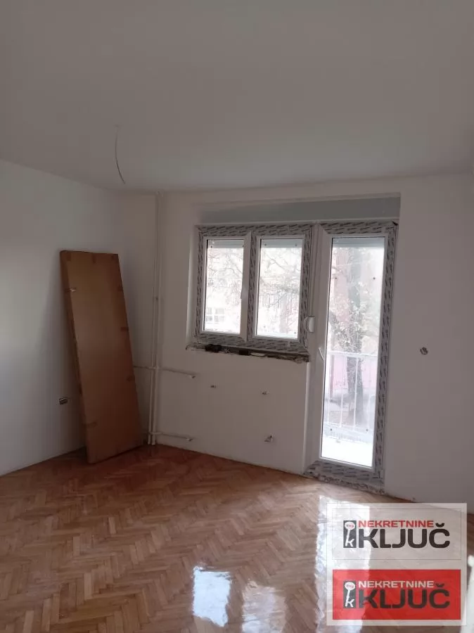 DETELINARA, 51m2, Dvoiposoban, Renoviran, Useljiv 2