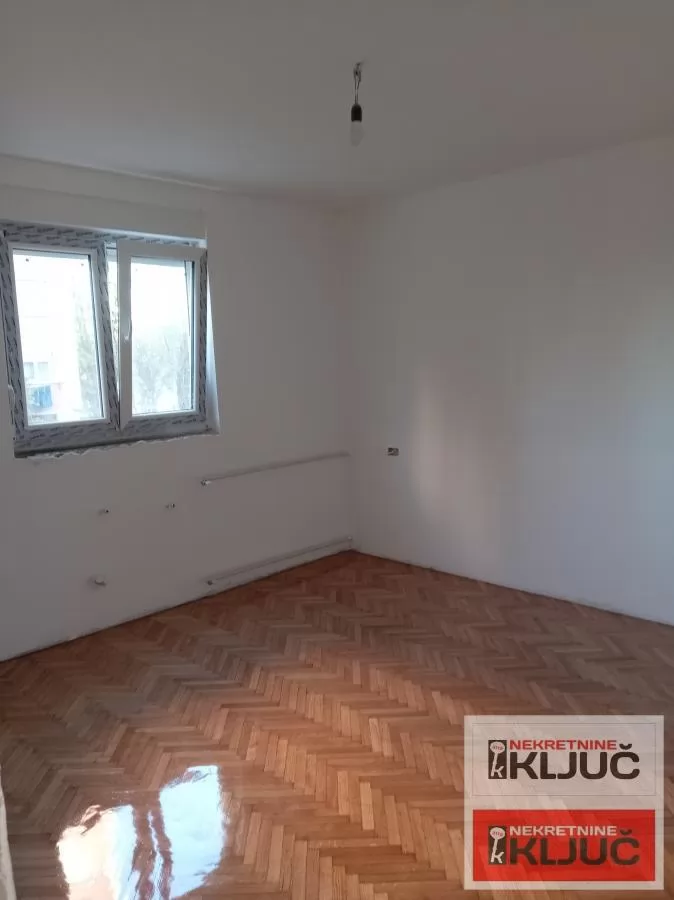 DETELINARA, 51m2, Dvoiposoban, Renoviran, Useljiv 5