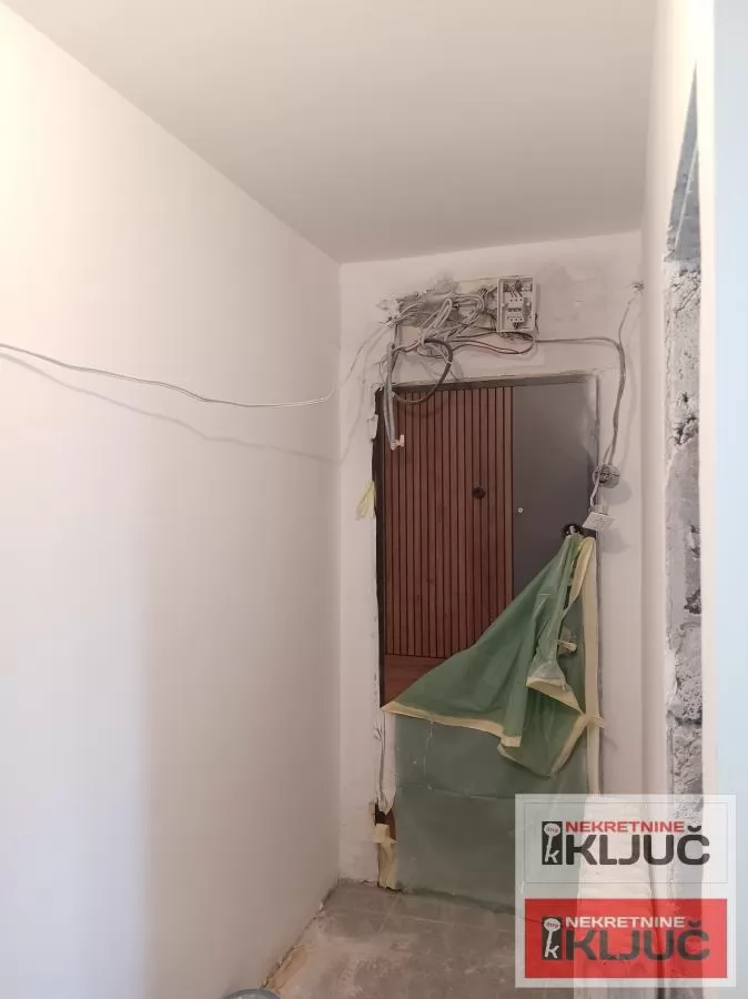 DETELINARA, 51m2, Dvoiposoban, Renoviran, Useljiv 8