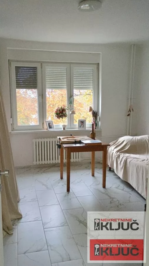 KEJ, 63m2, Dvoiposoban + podrum 22m2, Renoviran 2