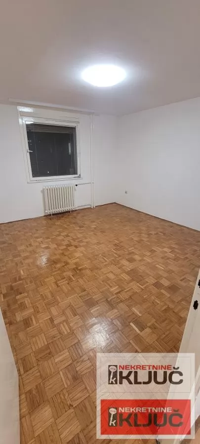 LIMAN III-PRAZAN DVOSOBAN STAN 5