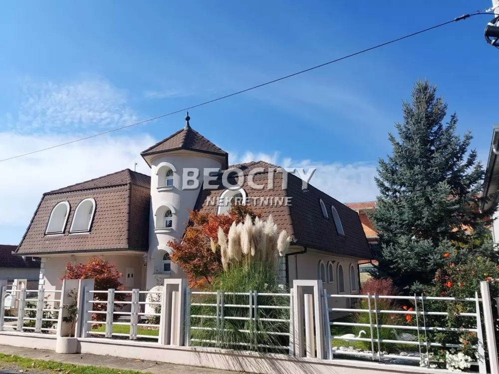 Kuća, 225 m2, Lipov gaj, Milice Rakić ID: 125670 1