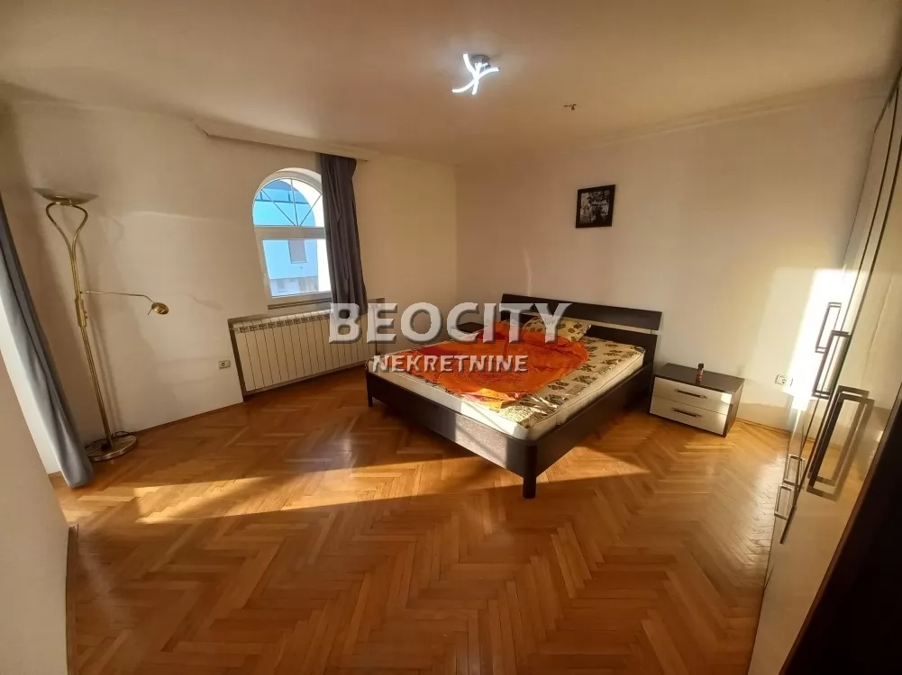 Kuća, 225 m2, Lipov gaj, Milice Rakić ID: 125670 11