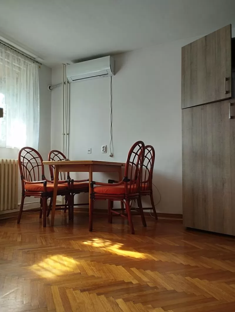 Stan,NOVI SAD,BULEVAR,kv: 51, € 500, ID: 9101895 4