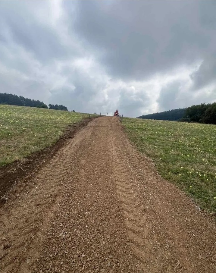 Prodajem placeve Krupanj Kržava 5