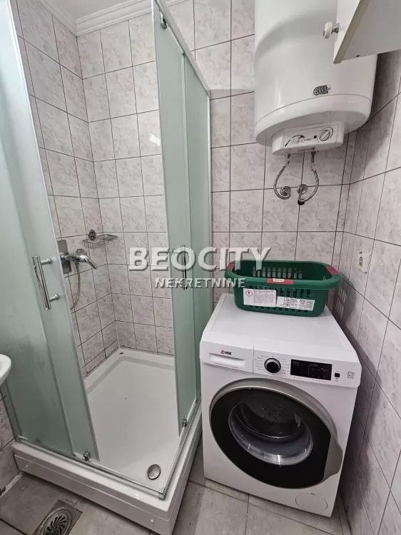 Dvosoban stan, 64 m2, Blok 21, Bulevar Mihajla Pupina ID: 40295 8