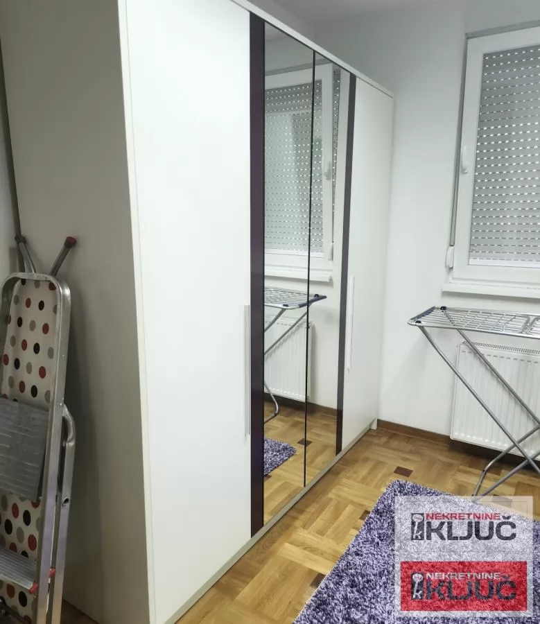 BULEVAR PATRIJARHA PAVLA IZDAJE SE TROIPOSOBAN MODERNO OPREMLJEN STAN SA GARAŽNIM MESTOM 10