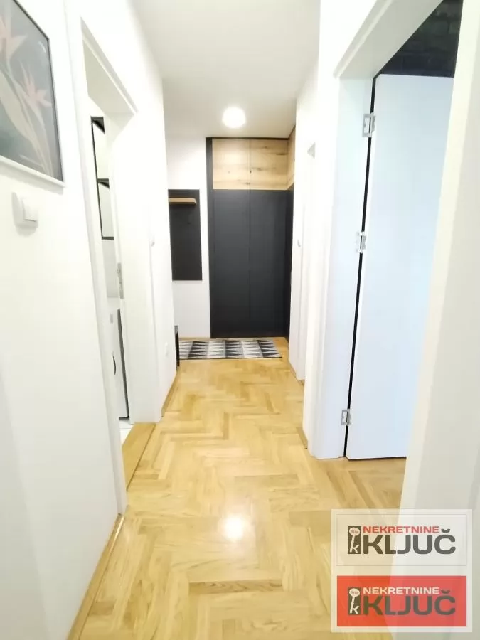 BULEVAR PATRIJARHA PAVLA IZDAJE SE TROSOBAN MODERNO OPREMLJEN STAN 11