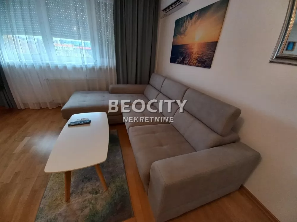 Dvosoban stan, 50 m2, Grbavica, Alekse Šantića ID: 125702 2