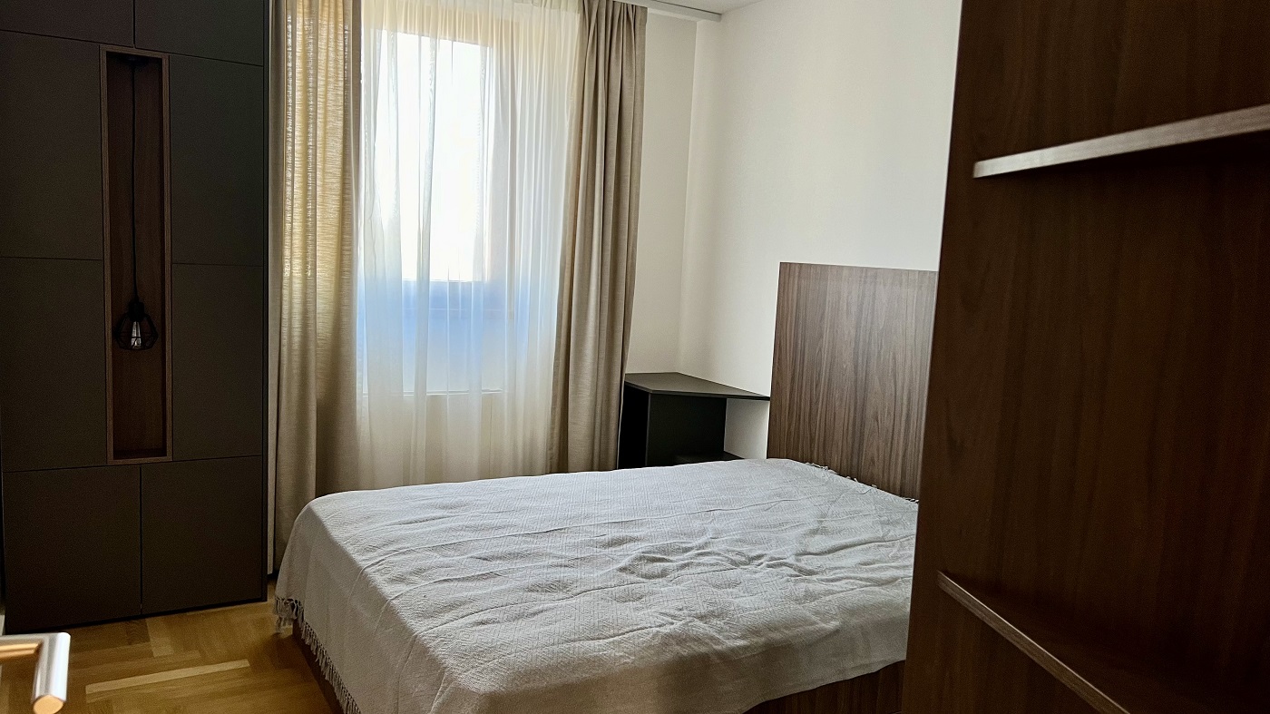 Izdajemo odličan 3 0 stan na Dorćolu  77m2 parking 4