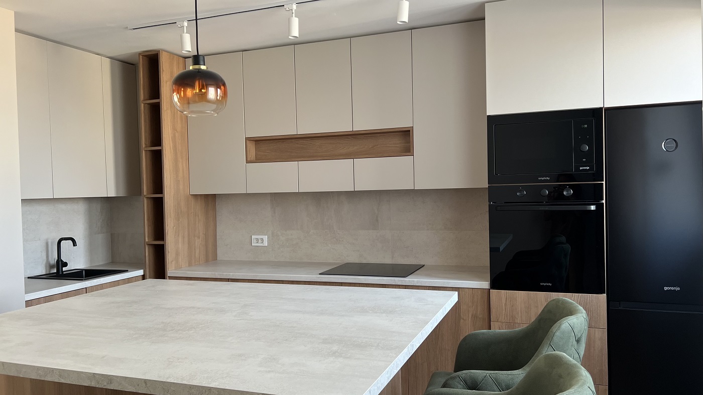 Izdajemo odličan 3 0 stan na Dorćolu  77m2 parking 3