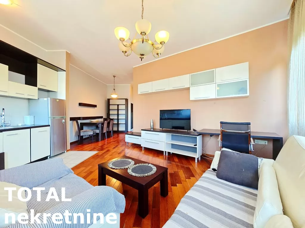 Stan,NOVI SAD,BULEVAR EVROPE,kv: 67.00, € 185000, ID: 1101782 2