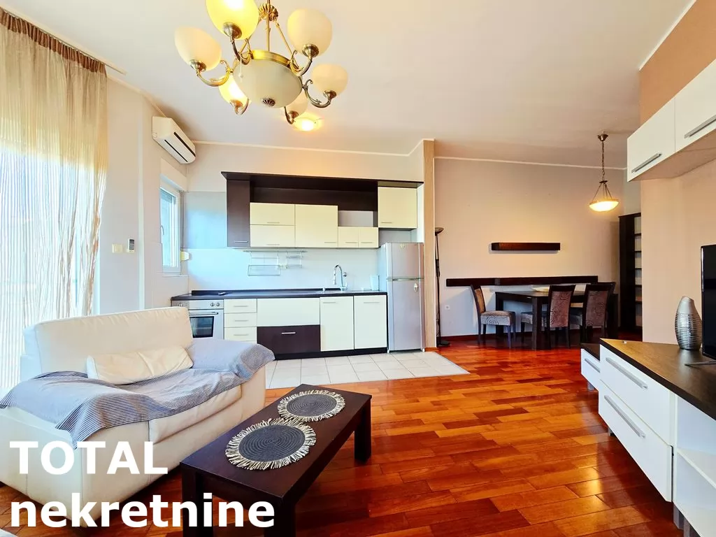 Stan,NOVI SAD,BULEVAR EVROPE,kv: 67.00, € 185000, ID: 1101782 3