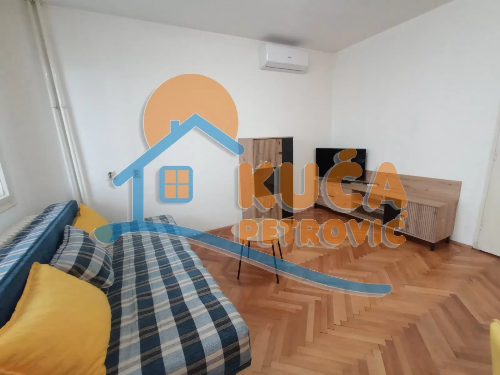 Dvosoban stan, 65 m2, Centar, Rajićeva ID: i-015287 1