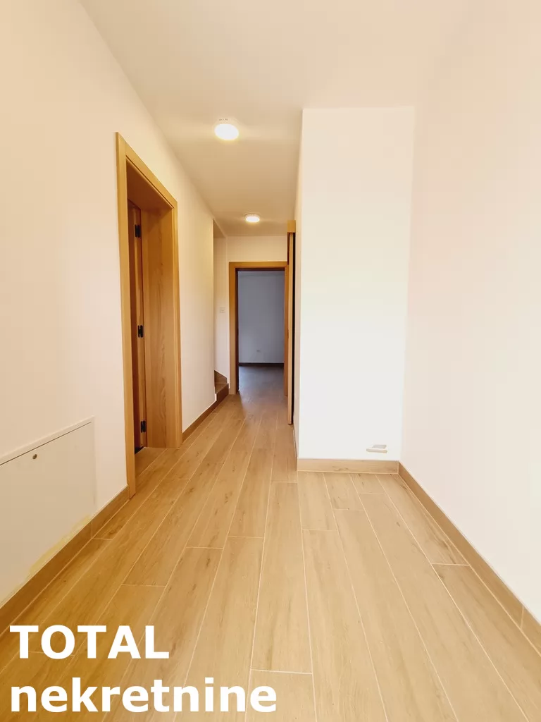 Kuca,PETROVARADIN,MISELUK,kv: 151.00, € 362400, ID: 3091503 11