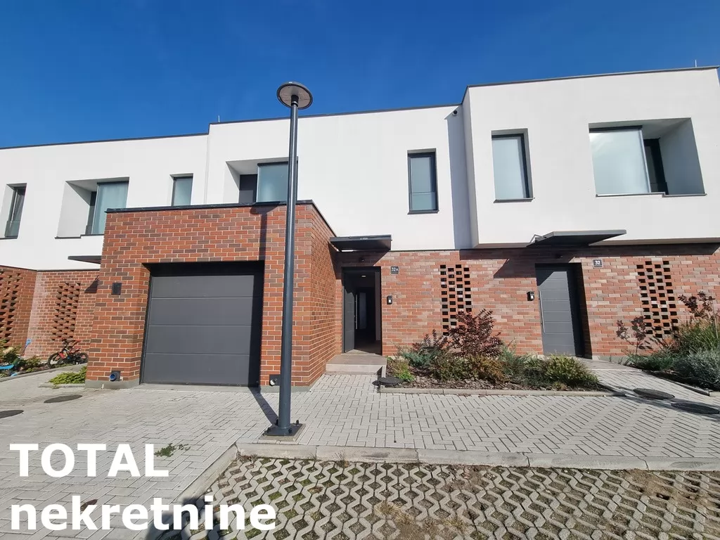 Kuca,PETROVARADIN,MISELUK,kv: 151.00, € 362400, ID: 3091503 25