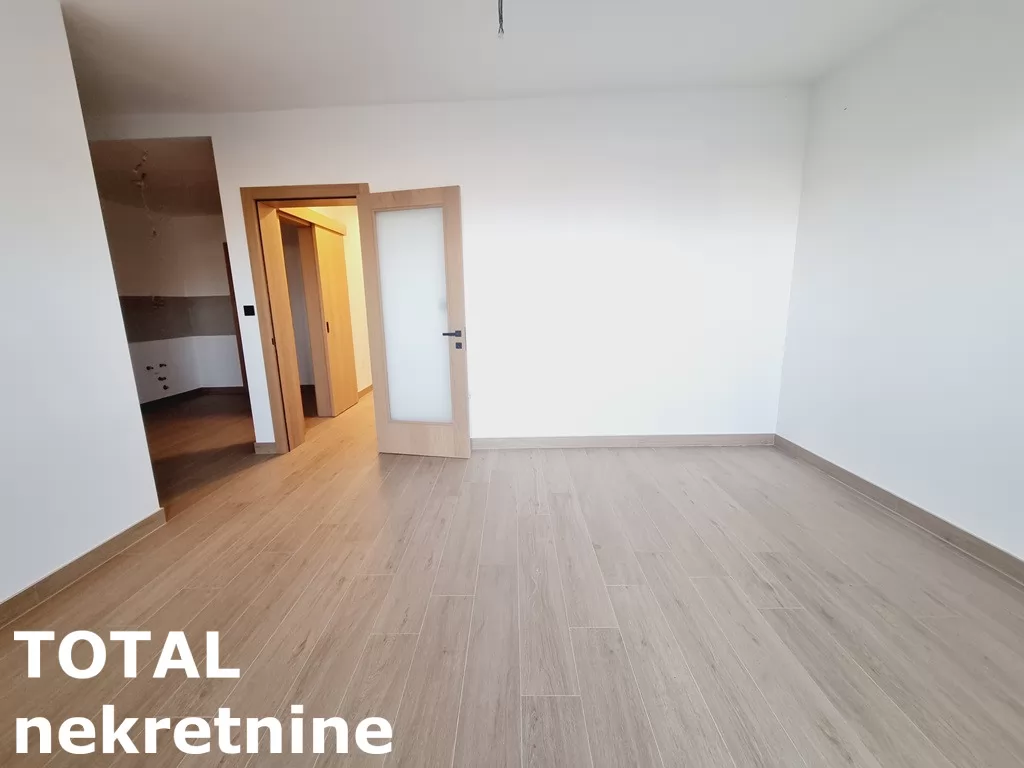 Kuca,PETROVARADIN,MISELUK,kv: 151.00, € 362400, ID: 3091503 4