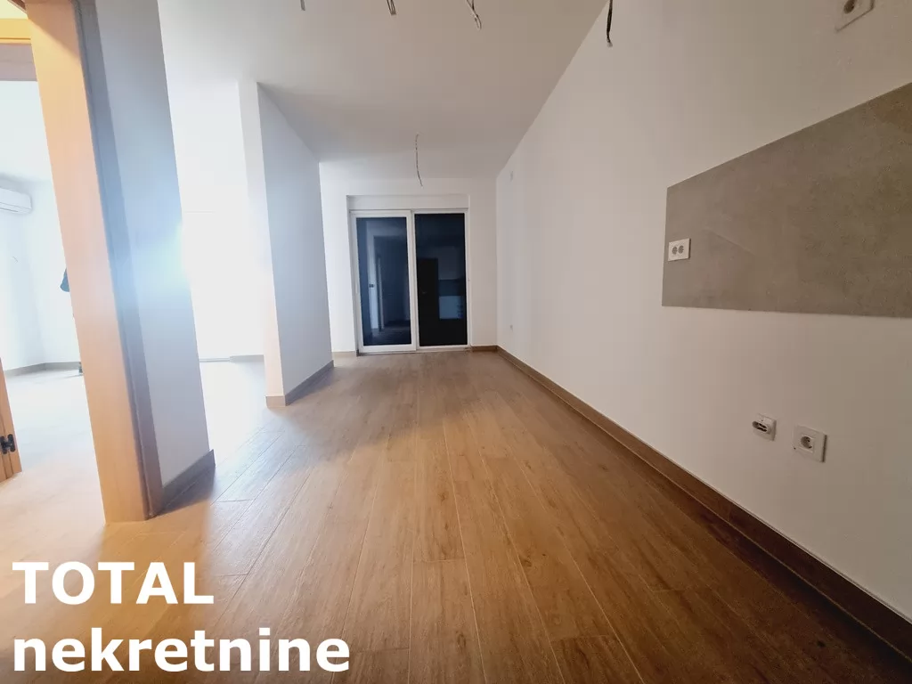 Kuca,PETROVARADIN,MISELUK,kv: 151.00, € 362400, ID: 3091503 6