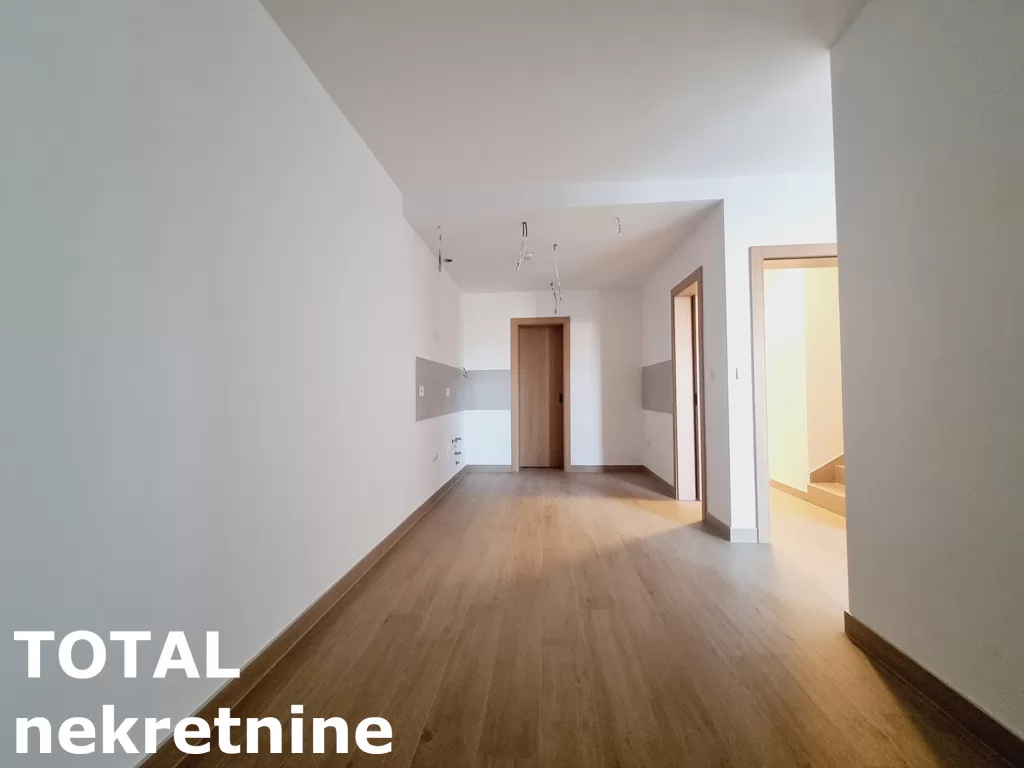 Kuca,PETROVARADIN,MISELUK,kv: 151.00, € 362400, ID: 3091503 7