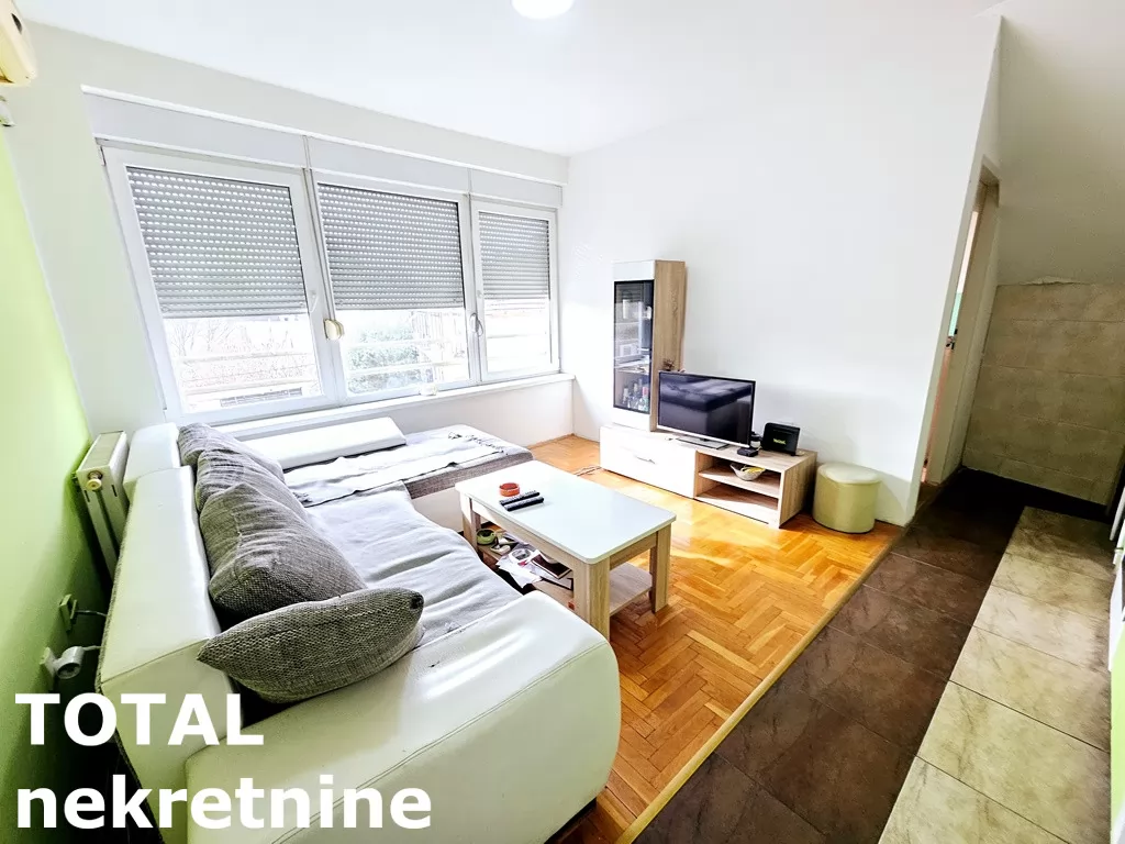 Stan,NOVI SAD,BULEVAR,kv: 52.00, € 170000, ID: 1101721 2