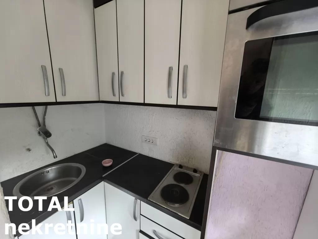 Stan,NOVI SAD,CENTAR,kv: 38.00, € 110000, ID: 1101802 8