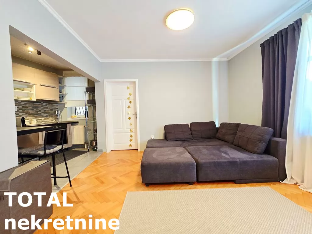 Stan,NOVI SAD,CENTAR,kv: 43.00, € 134200, ID: 1101801 6