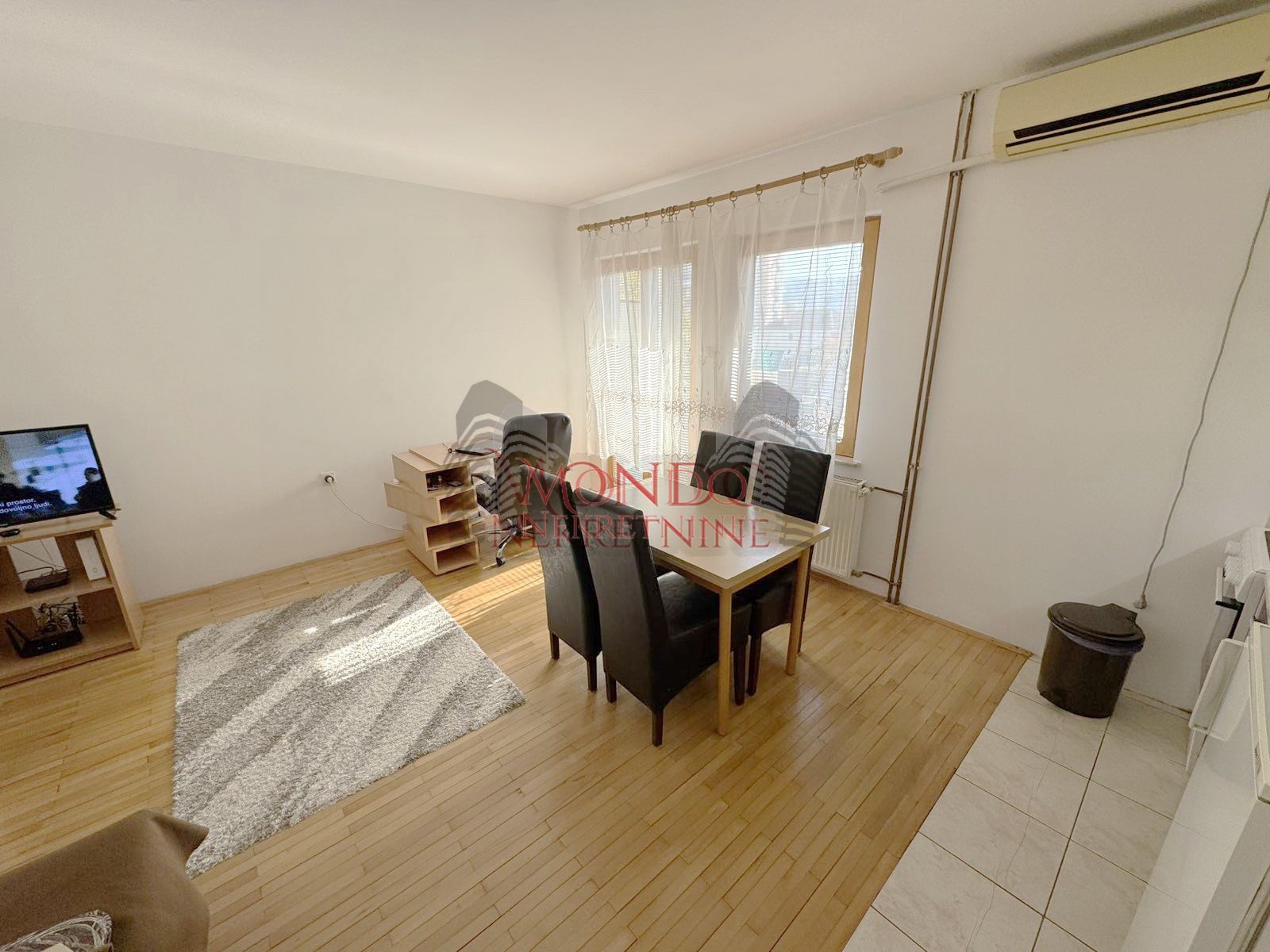 Garsonjera u blizini Pravnog fakulteta, novogradnja 5