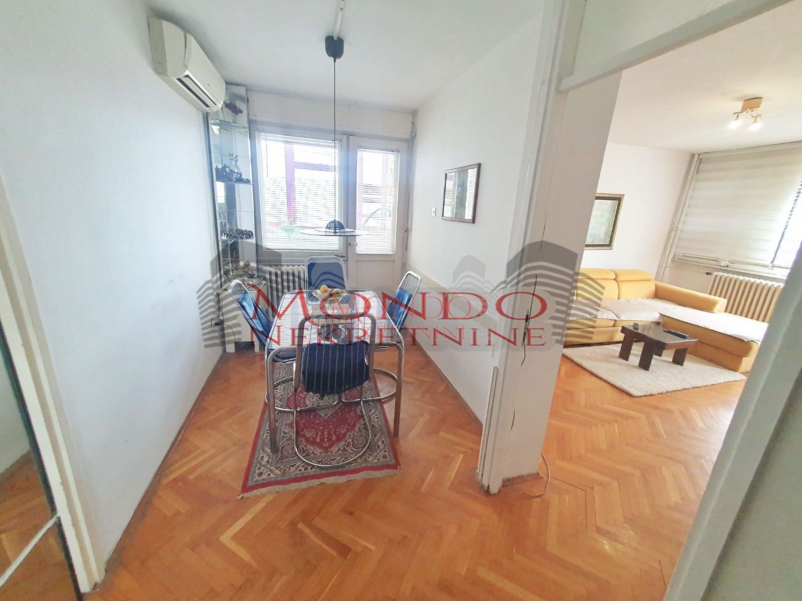 Trosoban stan kod Lutkarskog pozorišta 4