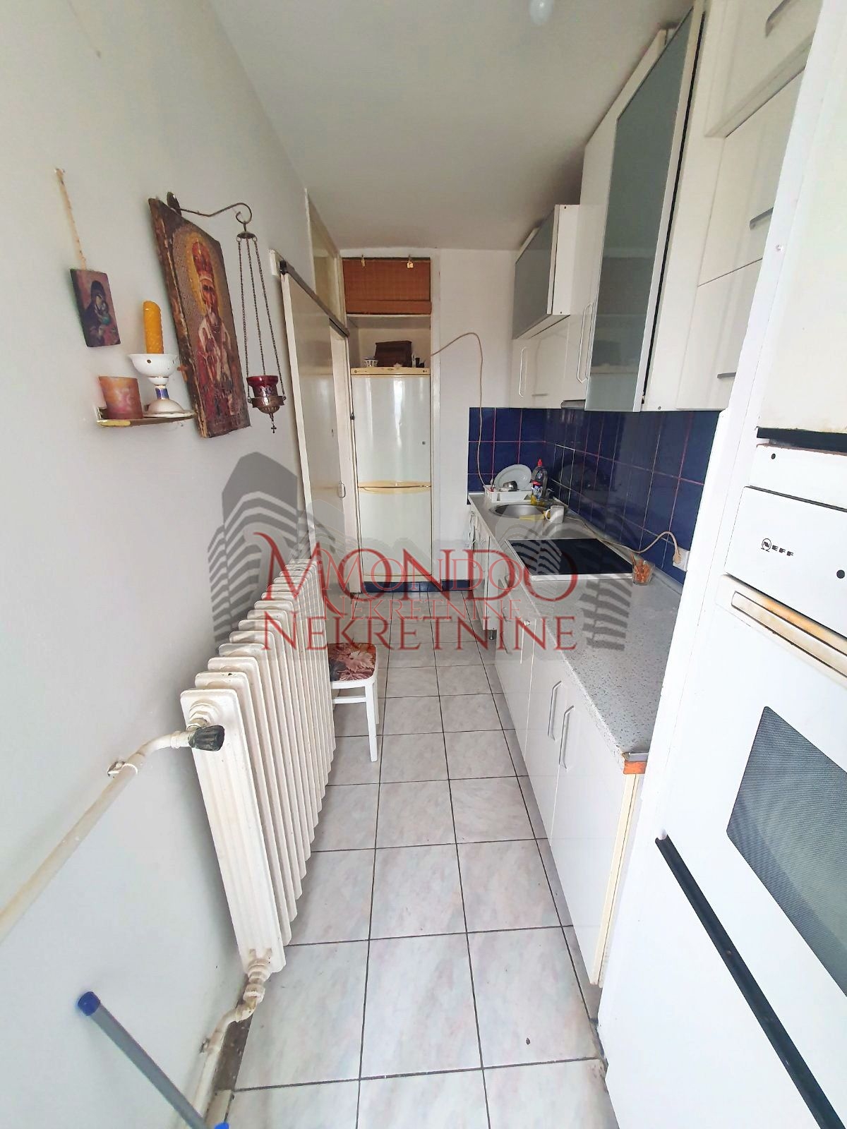 Trosoban stan kod Lutkarskog pozorišta 7