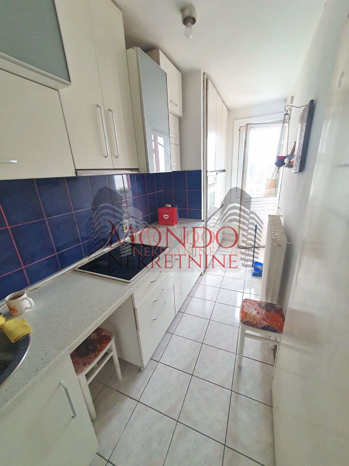 Trosoban stan kod Lutkarskog pozorišta 6