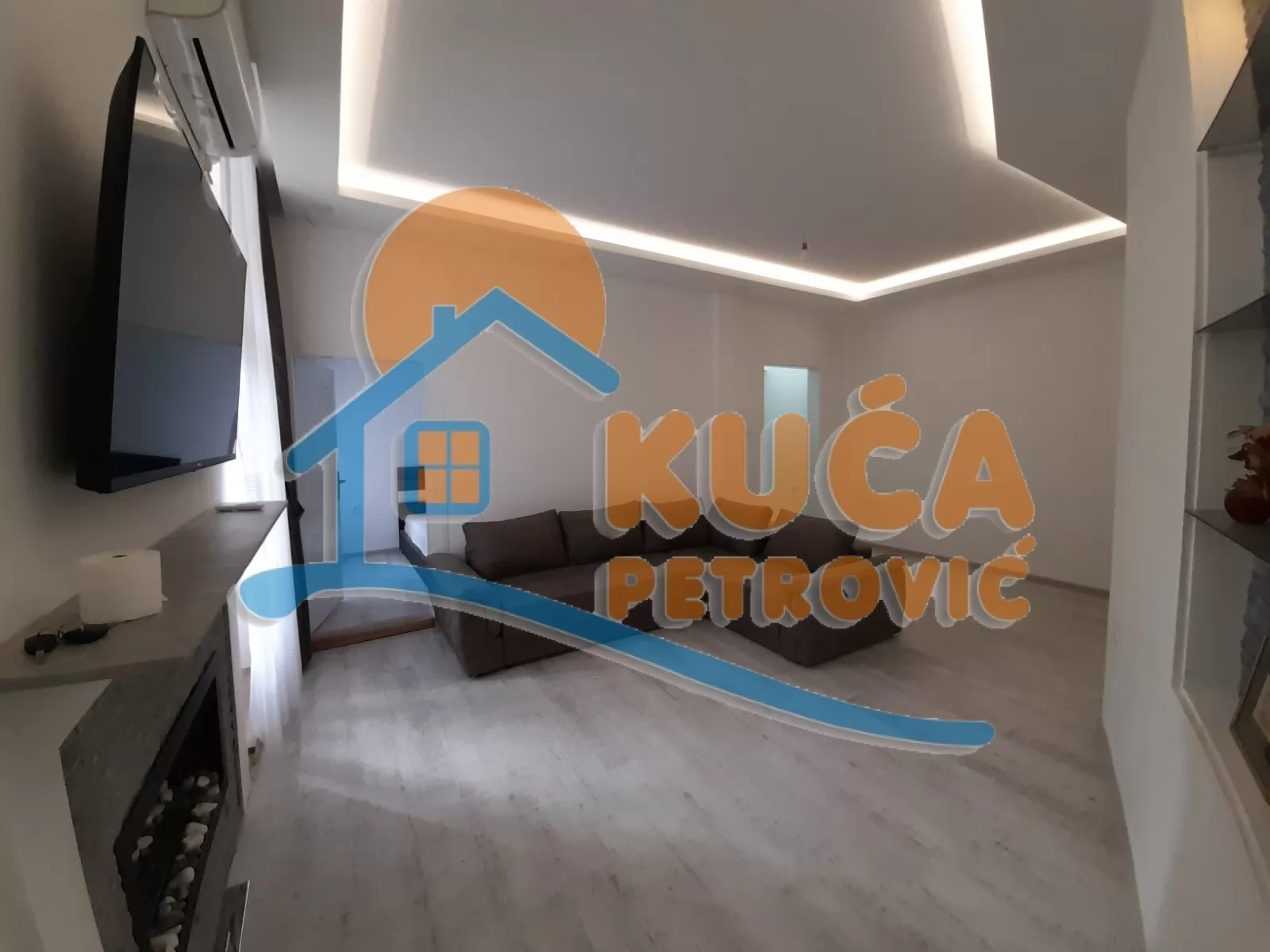 Trosoban stan, 85 m2, Centar, Generala Milojka Lešjanina ID: i-08099 1