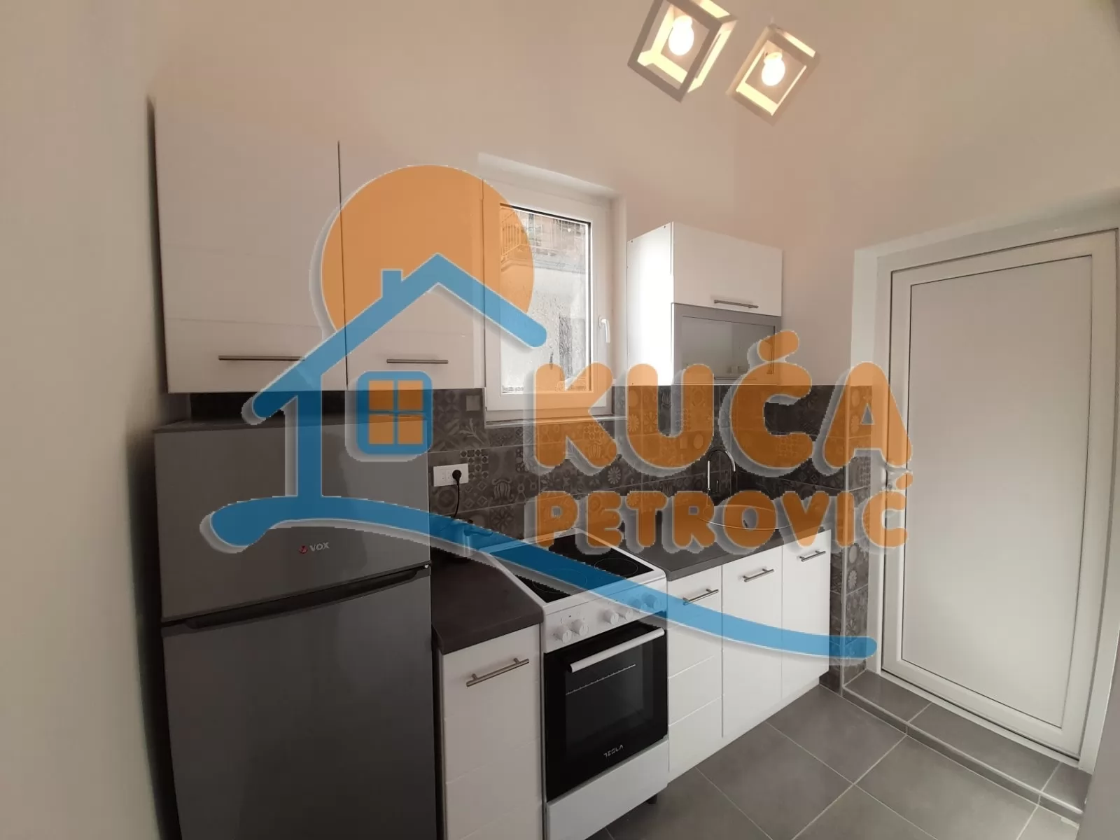 Trosoban stan, 85 m2, Centar, Generala Milojka Lešjanina ID: i-08099 18