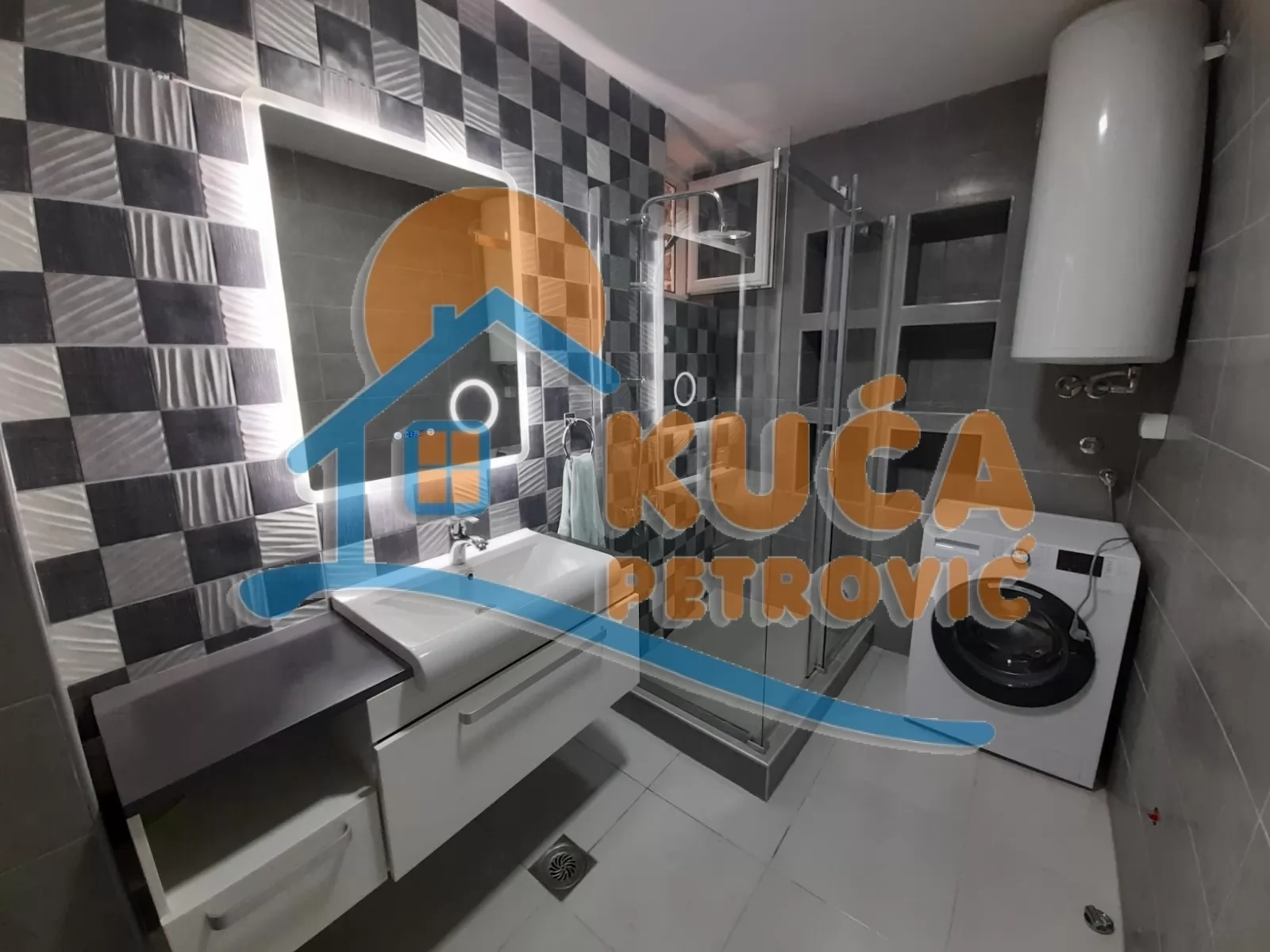 Trosoban stan, 85 m2, Centar, Generala Milojka Lešjanina ID: i-08099 20