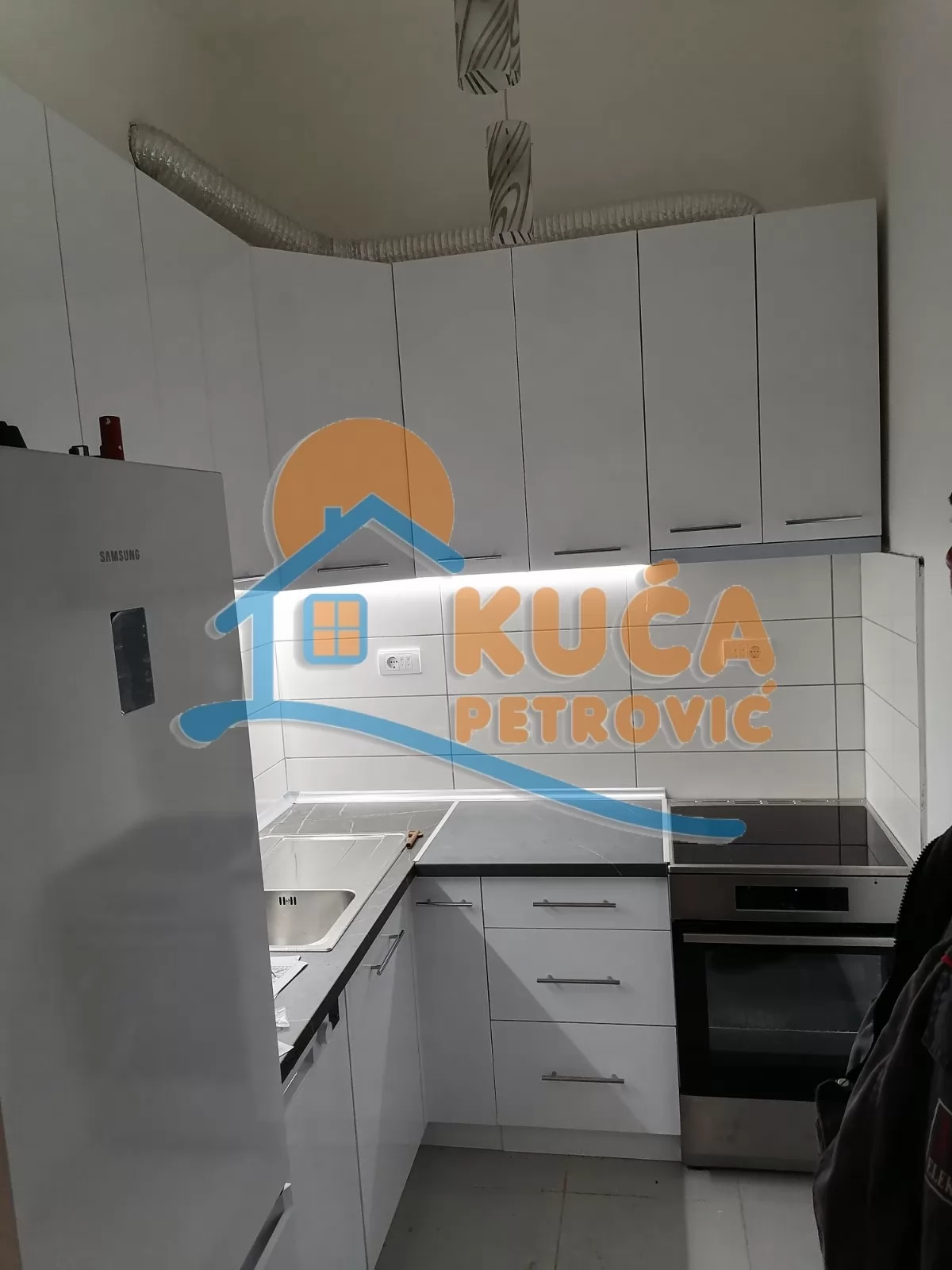 Trosoban stan, 85 m2, Centar, Generala Milojka Lešjanina ID: i-08099 23