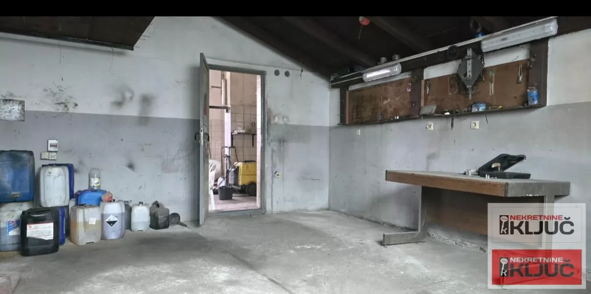 VETERNIČKA RAMPA IZDAJE SE VIŠENAMENSKA HALA 11