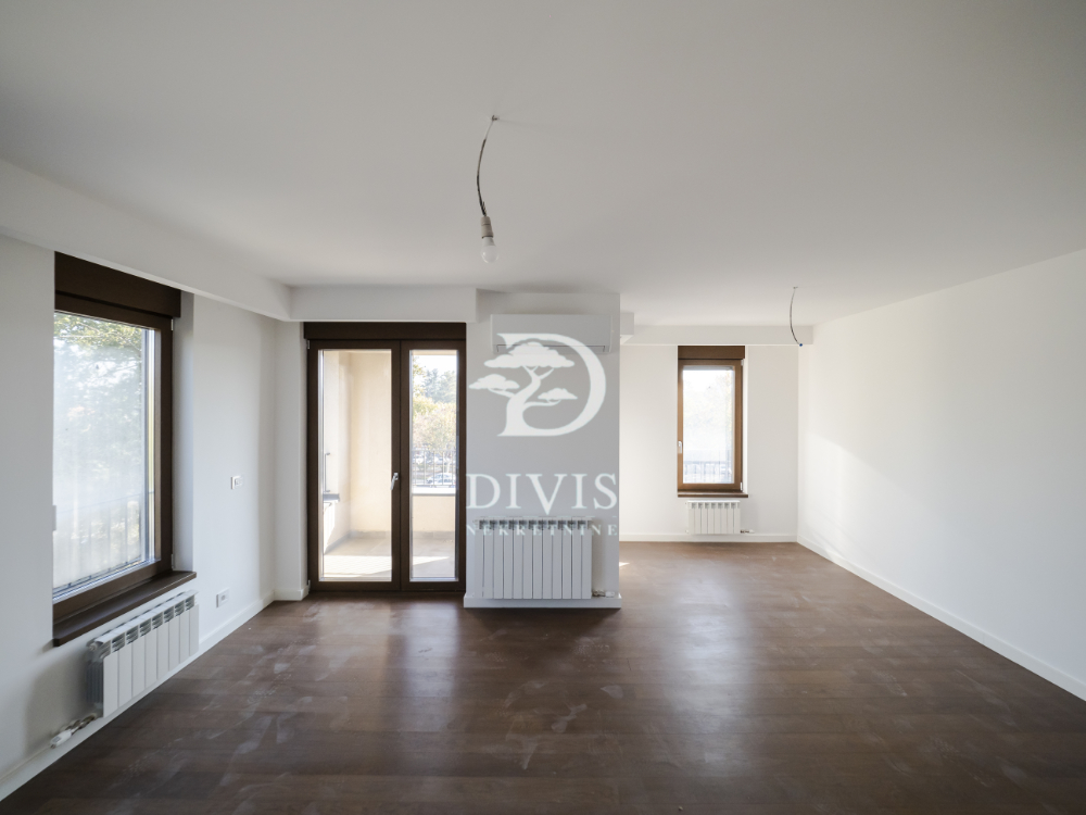 Prodajemo odličan 4 0 nov stan  103m2  Bežanijska kosa  Lux 51 3