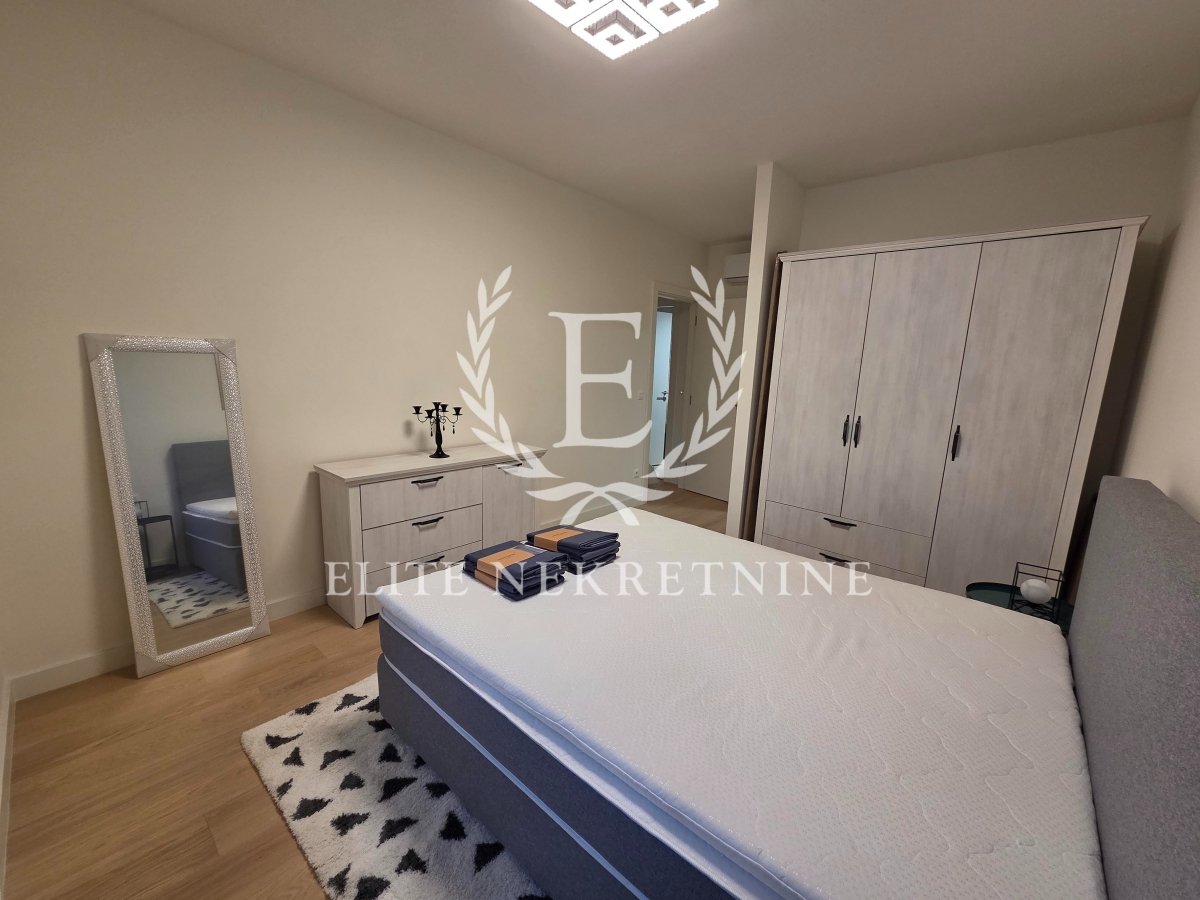 Izdavanje Beograd na vodi  lux trosoban stan 2