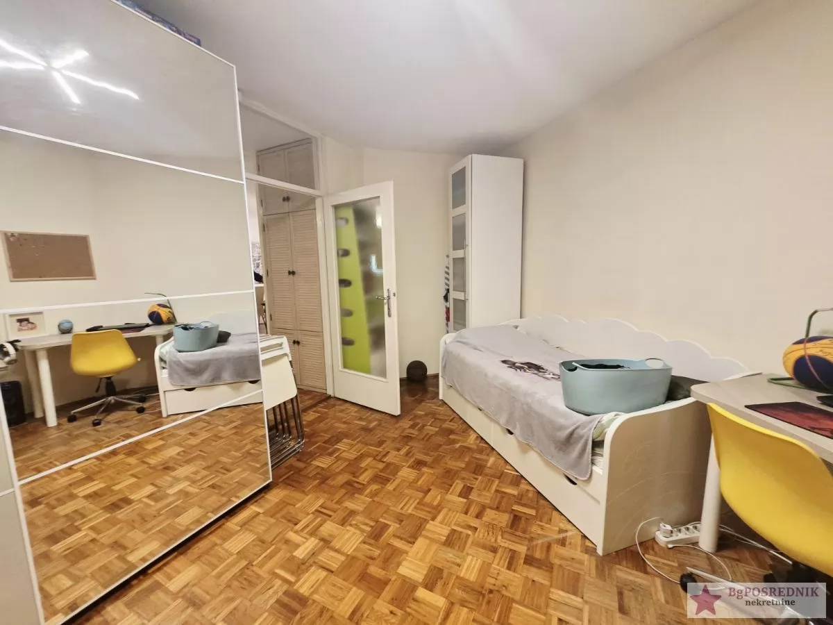 Čukarica, Čukarička padina, Obalskih radnika, 73m2 10