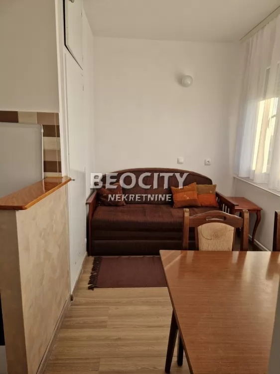 Dvosoban stan, 40 m2, Blok 11c (Stari Merkator) ID: 70483 5